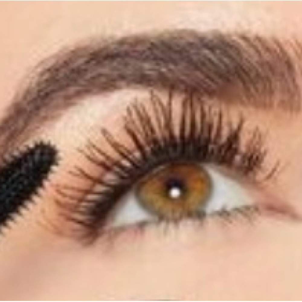 TARTE Lights, Camera, Lashes Volumizing Platinum Mascara in Black